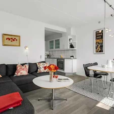 Bad, Lejl 57 アパート